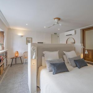 Habitación Grande con Cama King